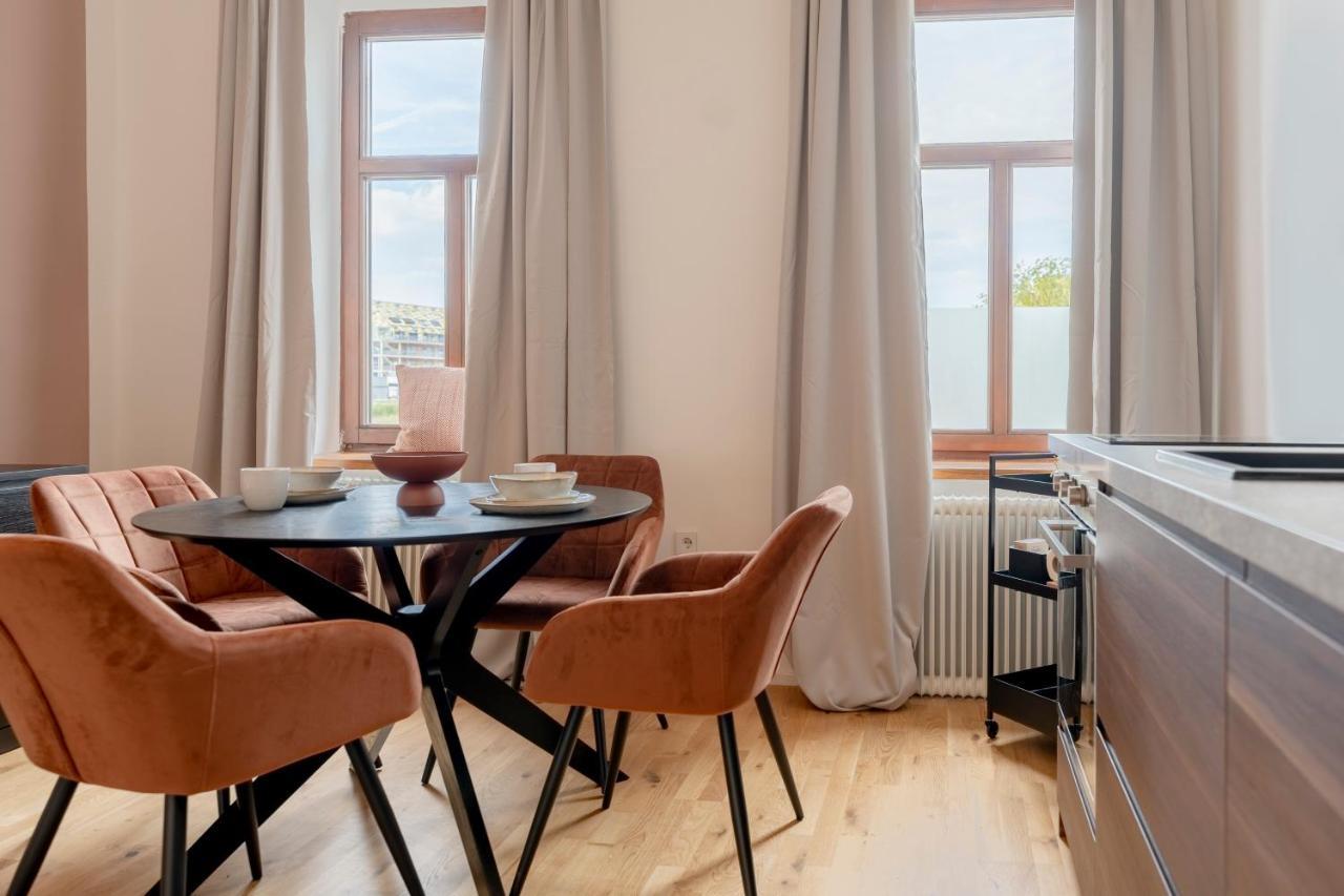 City Lounge Appartement Am Hauptbahnhof Sankt Poelten Buitenkant foto